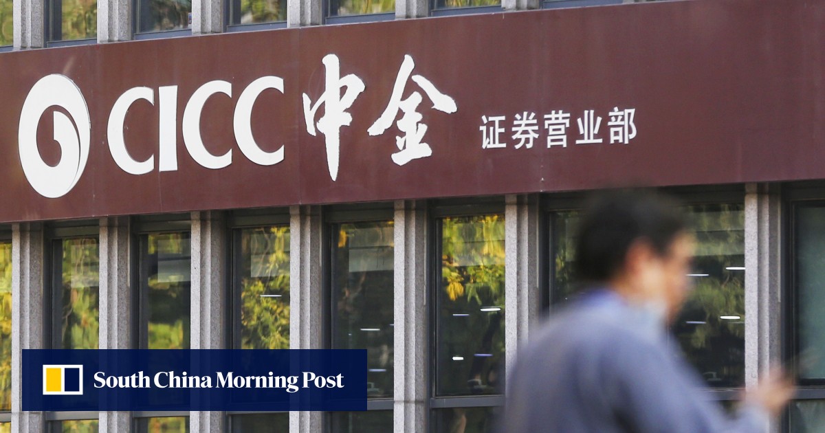 Bank investasi China CICC akan menurunkan bankir senior, memotong gaji mereka untuk mengurangi biaya